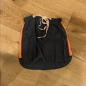 Club Monaco size 2 silk mini skirt